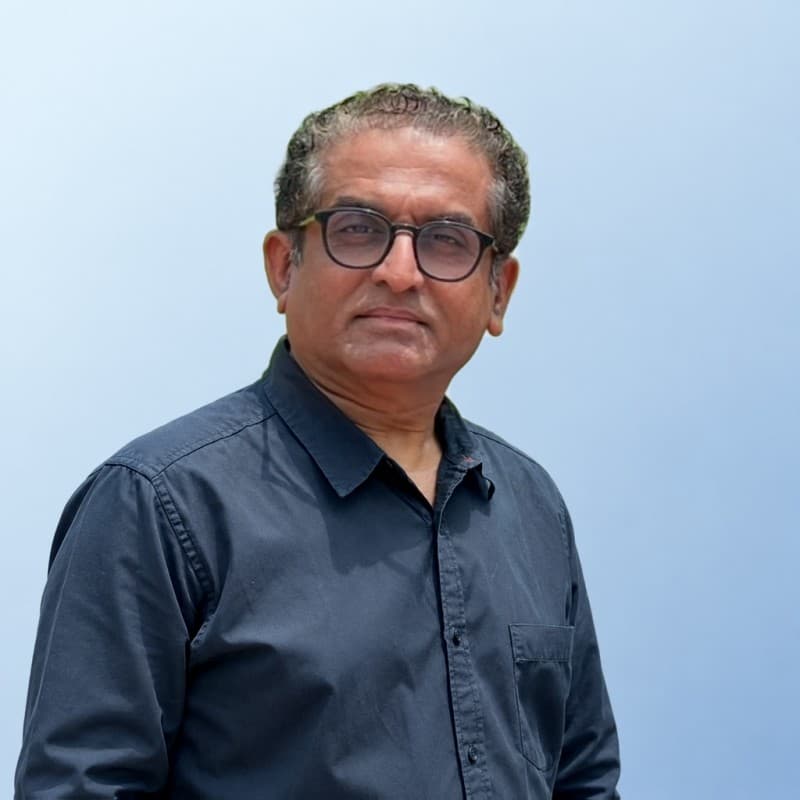 Portrait of Dr. Amol Samant